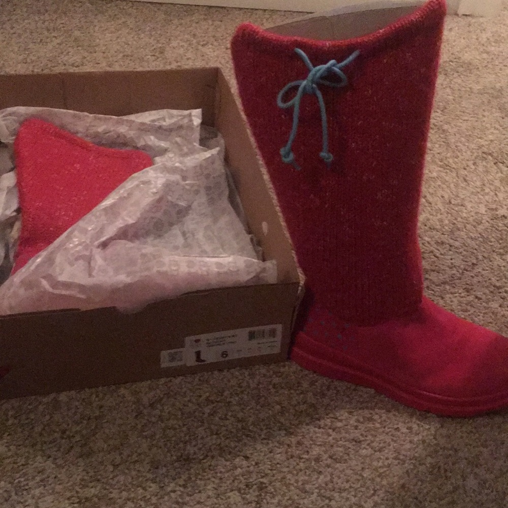 🌸 Girls Uggs New